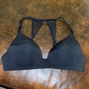 Victoria’s Secret T-shirt Bra